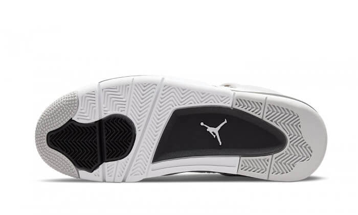 AIR JORDAN 4 MILITARY BLACK