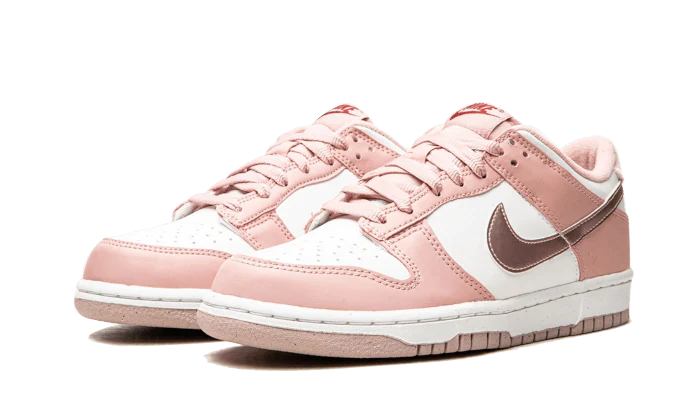 NIKE DUNK LOW PINK VELVET